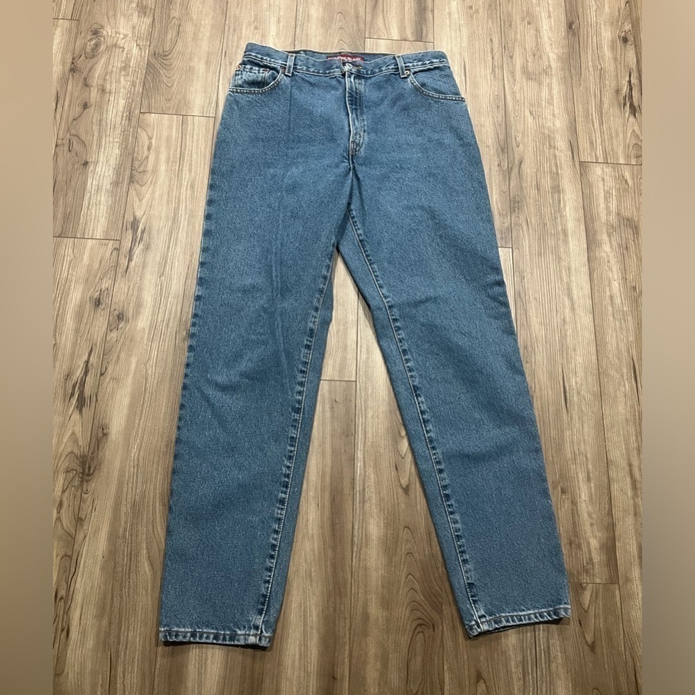 Vintage Y2K Levi’s classic relaxed 550 jeans